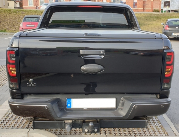 Lightbar LED Rückleuchten für Ford Ranger T6 T7 T8 2012-2023 schwarz smoke