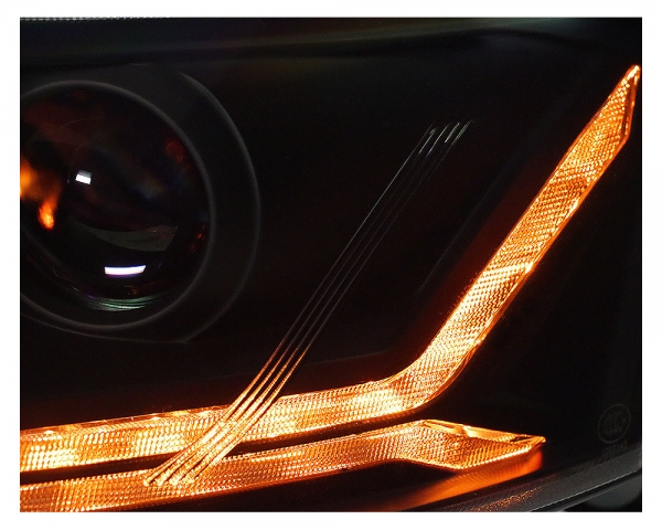 LED Tagfahrlicht Scheinwerfer für Audi A6 4F C6 08-11 schwarz mit dynamischem Blinker für Original-Halogen
