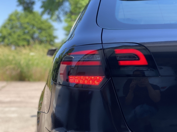 LED Rückleuchten für Audi A3 8P Sportback Bj 08-12 schwarz Facelift 8V-Design
