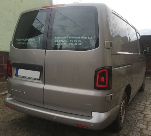 Voll LED Rückleuchten für VW T6.1 2019+ schwarz rot Led-Blinker Flügeltürer