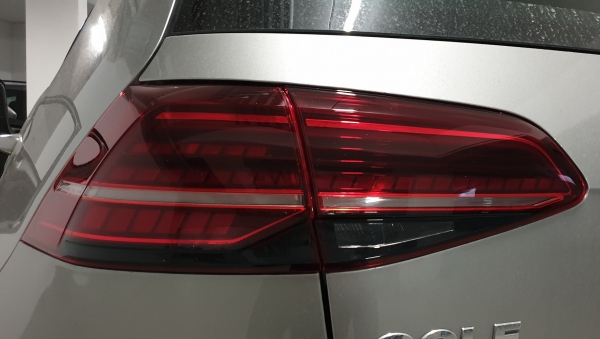 LED Rückleuchten rot smoke für VW Golf 7.5 Facelift 17-19 dynamischer LED Blinker R-Look TC