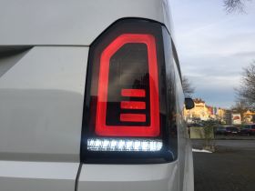 Voll LED Rückleuchten für VW T6.1 ab 2019 schwarz grau Heckklappe