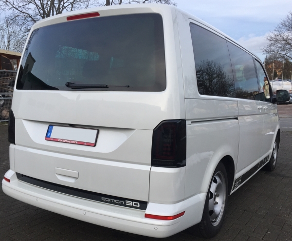 Voll LED Rückleuchten für VW T6.1 ab 2019 schwarz rot Heckklappe