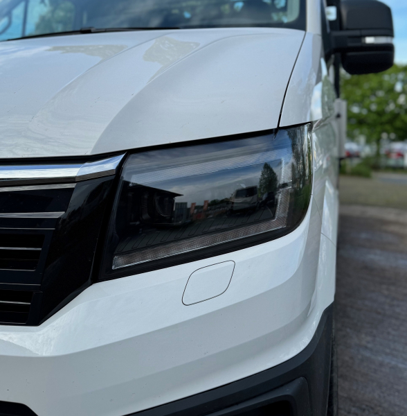 LED Tagfahrlicht Scheinwerfer schwarz für VW Crafter ab 2017 dynamischer Led Blinker