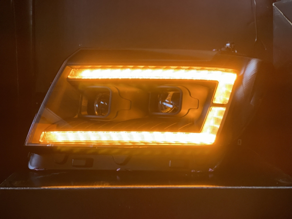 VOLL LED Tagfahrlicht Scheinwerfer schwarz für MAN TGE ab 2017 dynamischer Led Blinker
