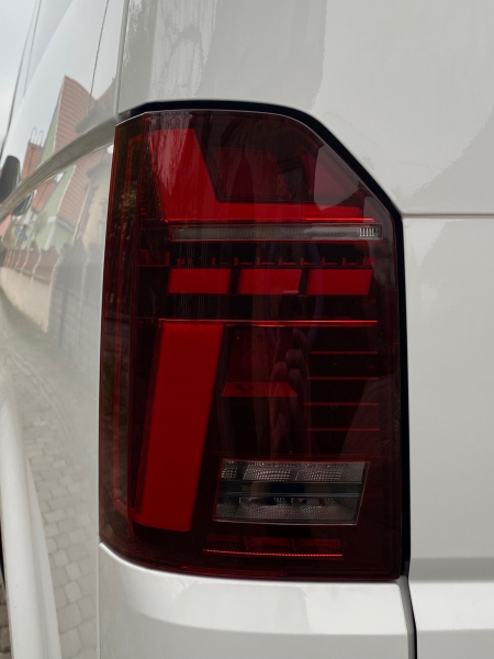 Voll LED Rückleuchten für VW T6 2015-2019 rot T6.1-Look sequentieller Start Laufblinker