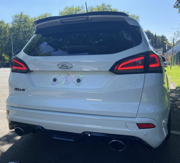 Led Rückleuchten für Ford Focus MK3 Turnier 2011-2018 dynamischer LED Blinker rot klar