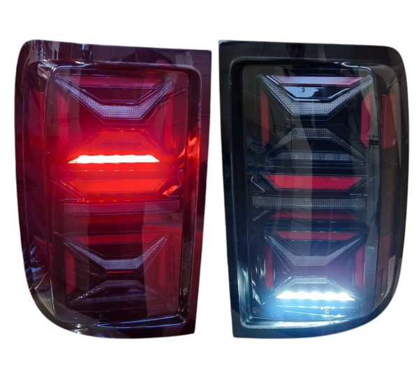 VOLL LED Rückleuchten für VW Amarok 10-22 mit dynamischem Blinker schwarz smoke