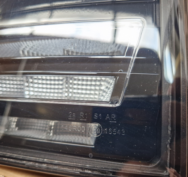 Voll Led Rückleuchten für VW T5 2003-2015 schwarz T6.1-Design dynamischer Blinker sequentieller Start