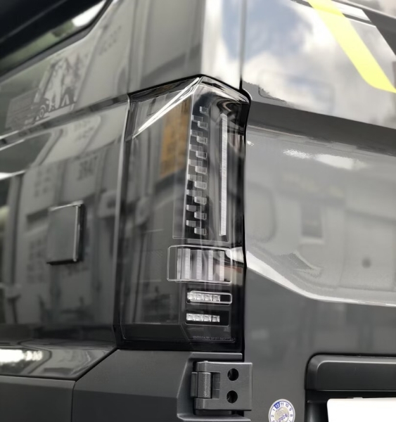 Voll LED Rückleuchten für VW Crafter SY SX ab 2016 schwarz klar dynamischer Blinker
