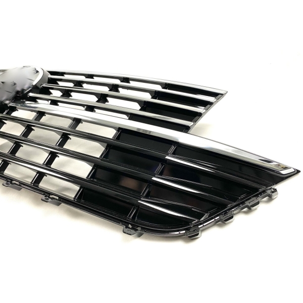 Frontgrill schwarz chrom + Blenden schwarz glänzend für VW T6.1 Multivan / Caravelle / Transporter ab 2019 für VW-Zeichen