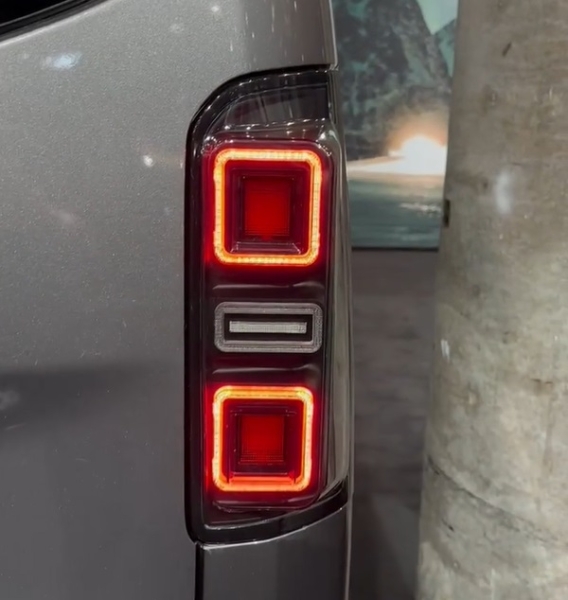 Led Rückleuchten für Citroen Spacetourer und Jumpy V ab 2016 schwarz smoke