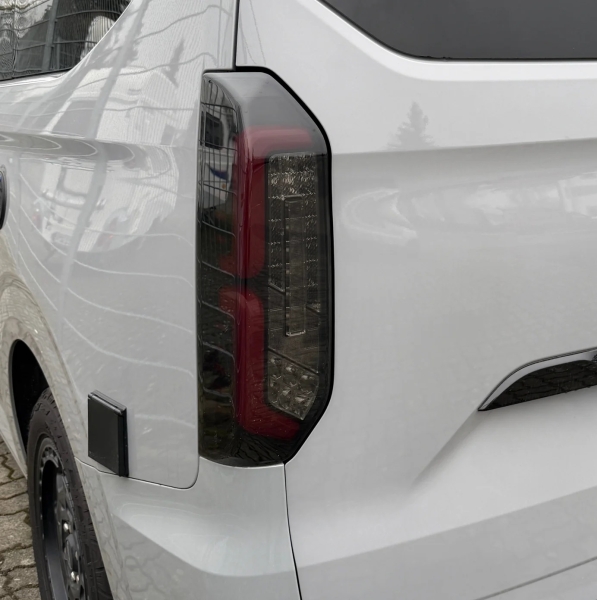 Lightbar LED Rückleuchten für Ford Tourneo Custom 2023+ schwarz smoke