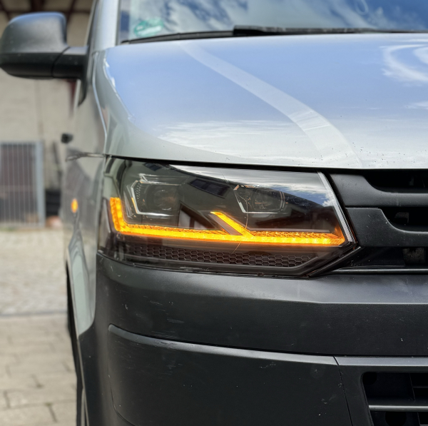 VOLL LED Scheinwerfer schwarz für VW T5 GP 09-15 statischer Blinker sequentieller Start