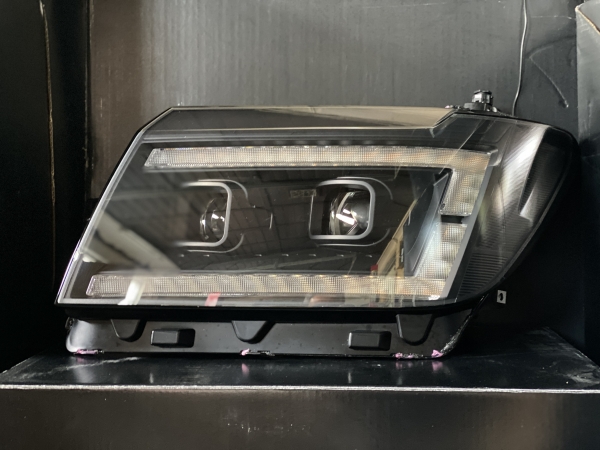 LED Tagfahrlicht Scheinwerfer schwarz für VW Crafter 16-22 dynamischer Led Blinker