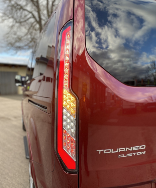 Lightbar LED Rückleuchten für Ford Tourneo Custom 2012+ schwarz klar