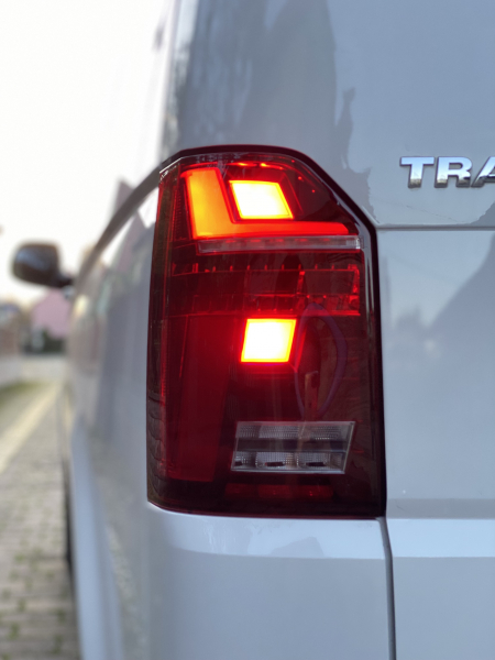 Voll LED Rückleuchten für VW T6.1 2019+ rot Laufblinker für orig. Halogen