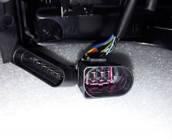 Voll LED Rückleuchten für VW T6.1 ab 2019 schwarz grau Heckklappe