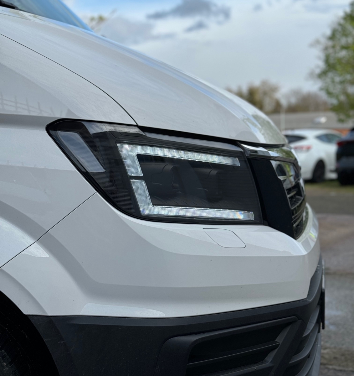 VOLL LED Tagfahrlicht Scheinwerfer schwarz für MAN TGE ab 2017 dynamischer Led Blinker
