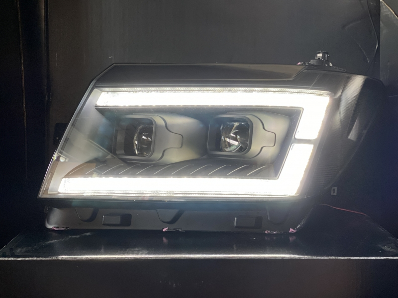 VOLL LED Tagfahrlicht Scheinwerfer schwarz für MAN TGE ab 2017 dynamischer Led Blinker