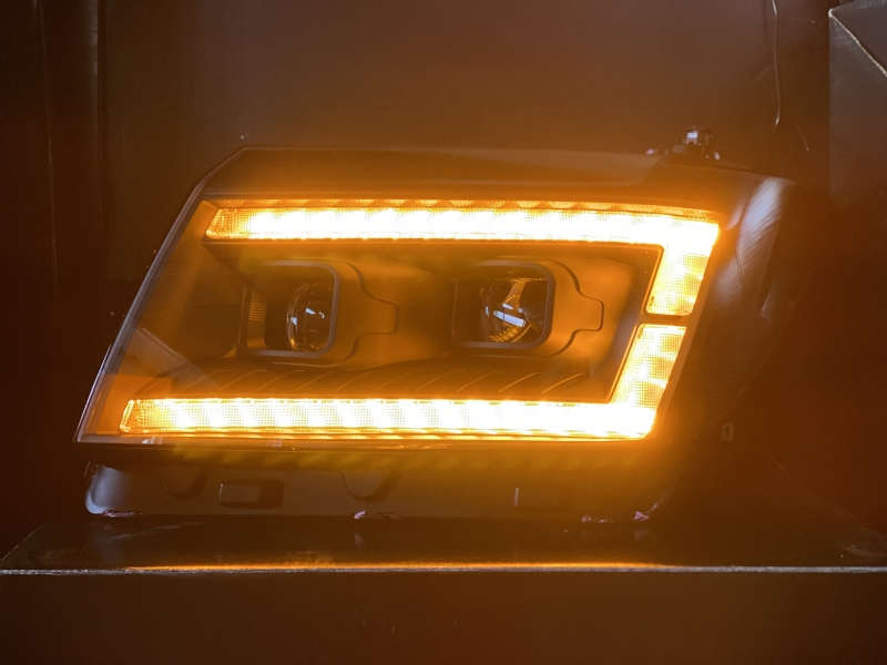 VOLL LED Tagfahrlicht Scheinwerfer schwarz für MAN TGE ab 2017 dynamischer Led Blinker