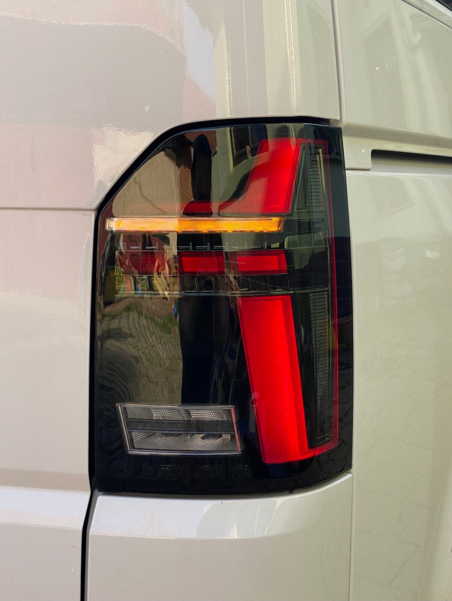 Voll LED Rückleuchten für VW T6.1 2019+ schwarz Laufblinker für orig. Halogen