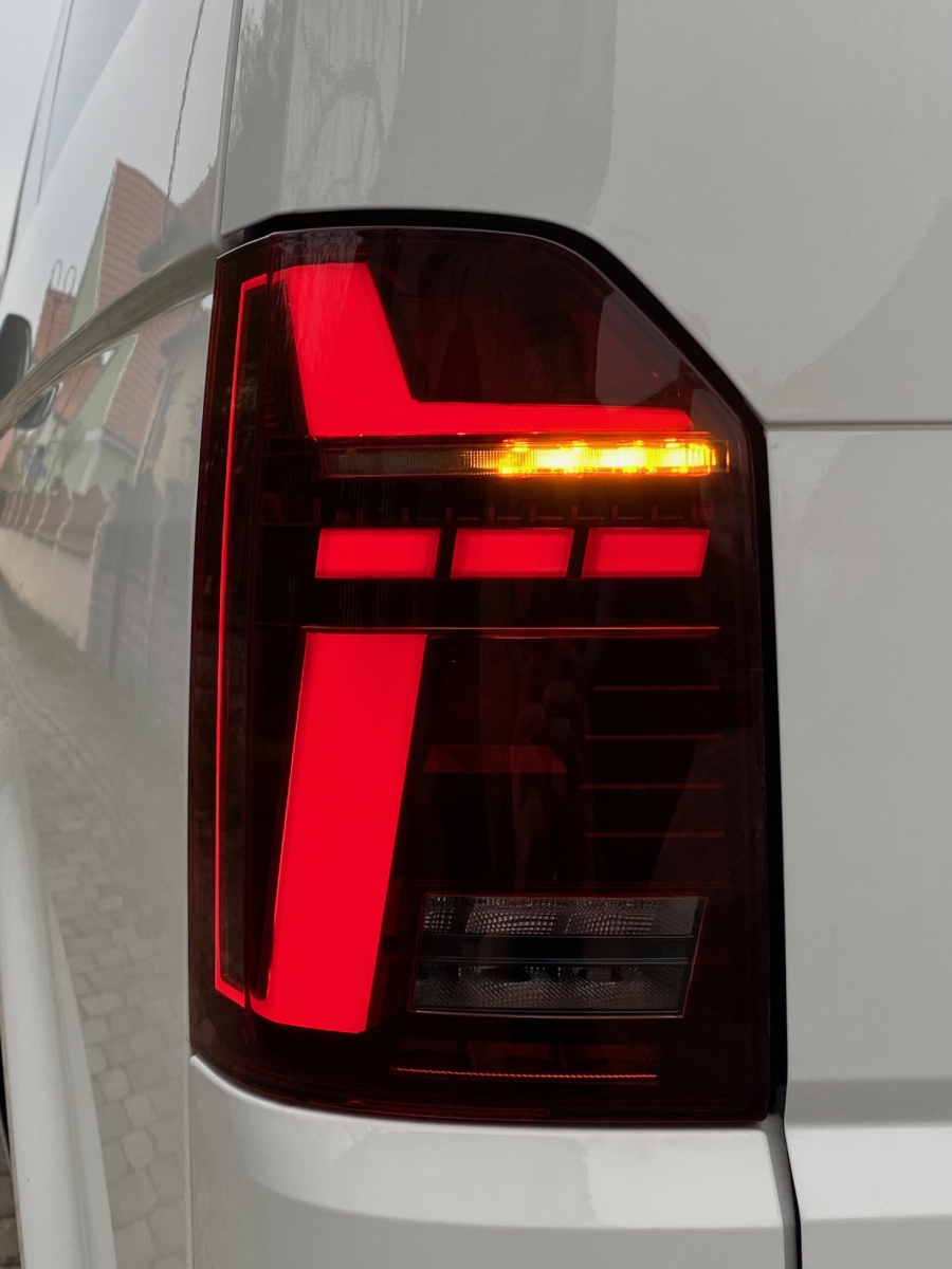Voll LED Rückleuchten für VW T6.1 2019+ rot sequentieller Start Laufblinker für orig. Halogen