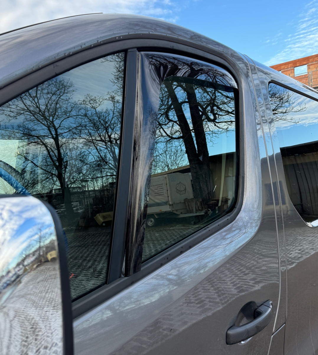 ClimAir WINDABWEISER REGENABWEISER schwarz für Renault Trafic 14+ mit ABE Set links rechts