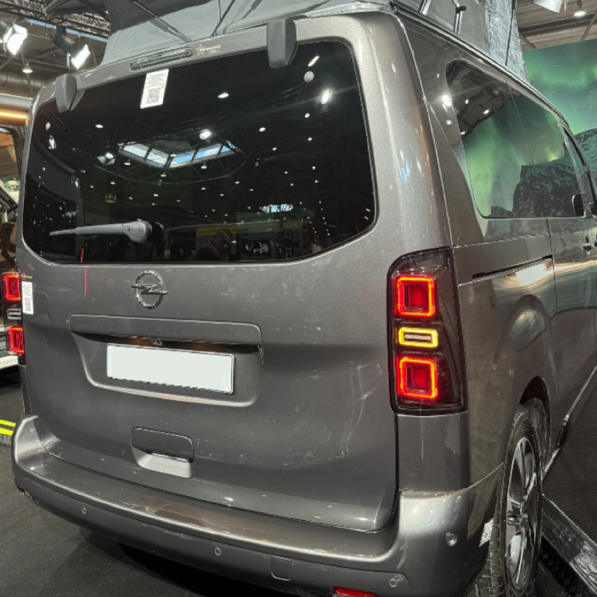 Led Rückleuchten für Toyota Proace Verso ab 2016 schwarz smoke
