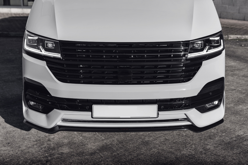 Stoßstangenblenden schwarz glänzend für VW T6.1 Multivan / Caravelle / Transporter ab 2019