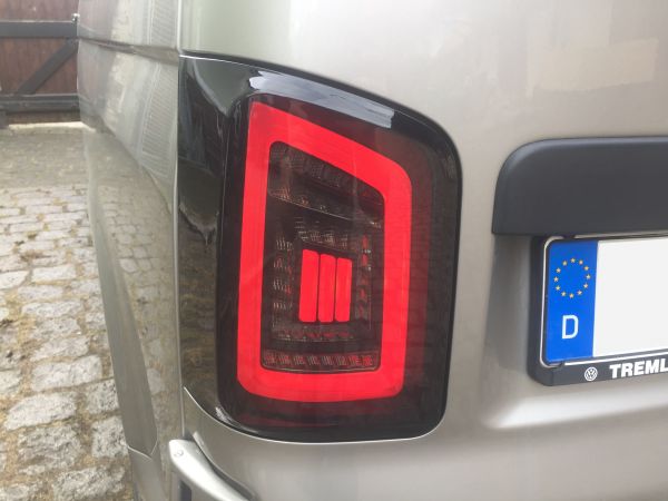 Voll LED Rückleuchten für VW T5 2003-2015 schwarz rot Flügeltürer
