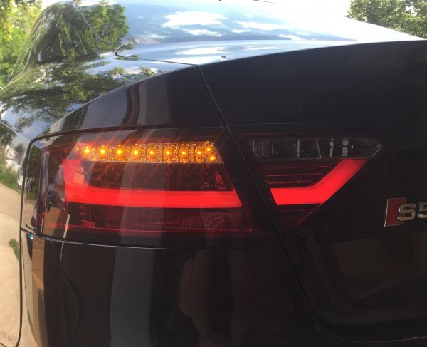 LED Rückleuchten für Audi A5 8T 8F 07-11 rot-rauch LED-Serie