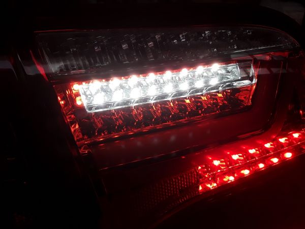 LED Rückleuchten für Audi A6 4F Avant 04-11 rot-schwarz RA23LRS