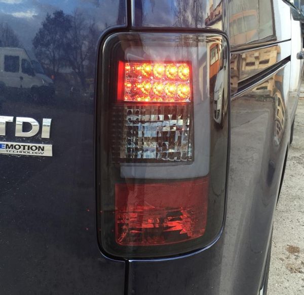 LED Rückleuchten für VW Caddy Bj. 03-15 schwarz smoke LIGHTBAR