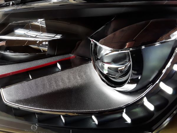 Xenon Scheinwerfer für VW Polo 6R 6C 09+ schwarz rot Led-Standlicht