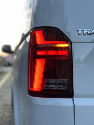 Voll LED Rückleuchten für VW T6 2015-2019 rot T6.1-Look Laufblinker