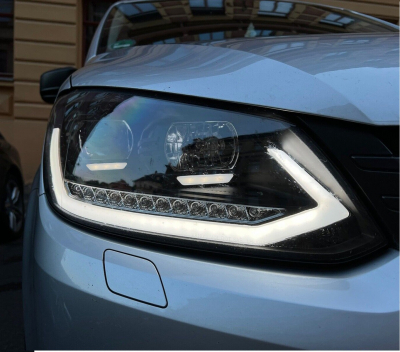 Lightbar Tagfahrlicht Scheinwerfer schwarz für VW Touran 1T GP2 08/10-15 dynamischer Blinker